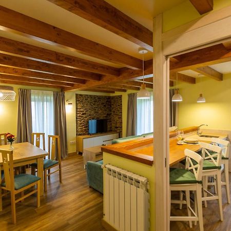 Apartamentos Casona Del Campo Navia Extérieur photo