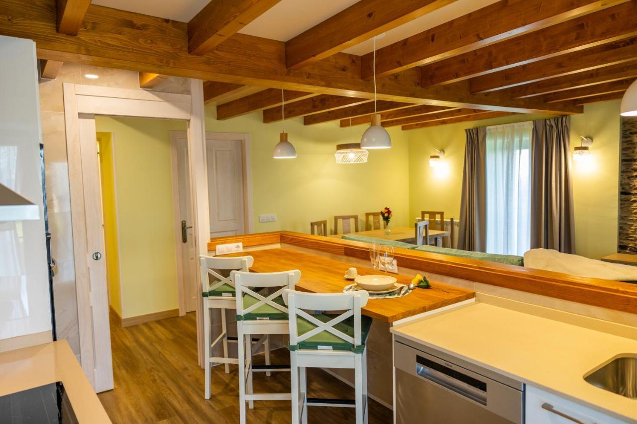 Apartamentos Casona Del Campo Navia Extérieur photo